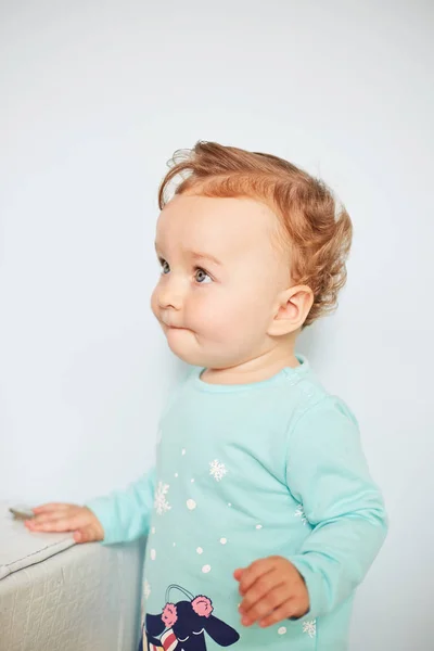 少し赤ちゃんの感情の肖像画 — ストック写真