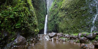 Oahu Hawaii ile kutsal düştü