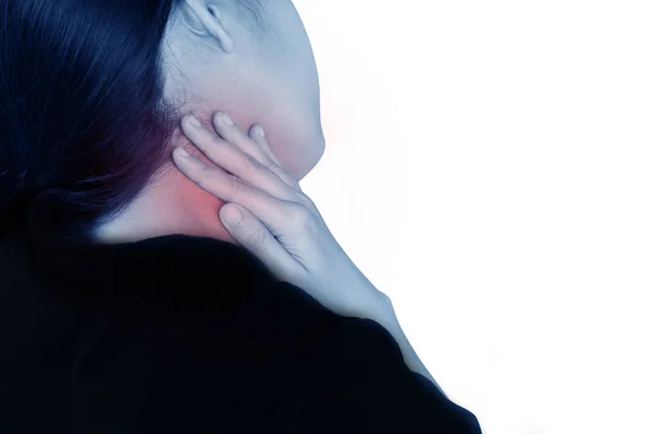 Kadınlar beyaz arka plan üzerinde izole bir ağrı, boğaz ağrısı, inflamasyon ve şişlik neden vardır. — Stok fotoğraf