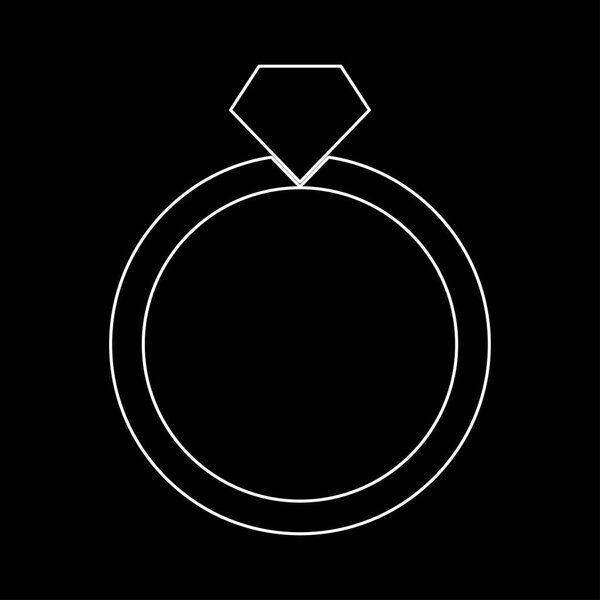 Кольцо белого цвета
 .