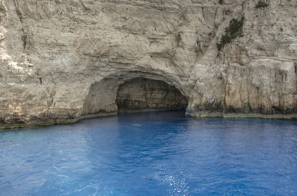 Cueva de Ortholithos, Paxos, Mar Jónico, Grecia — Foto de Stock