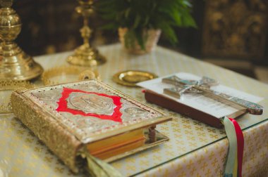 Altın İncil Kilisesi. İncil'i