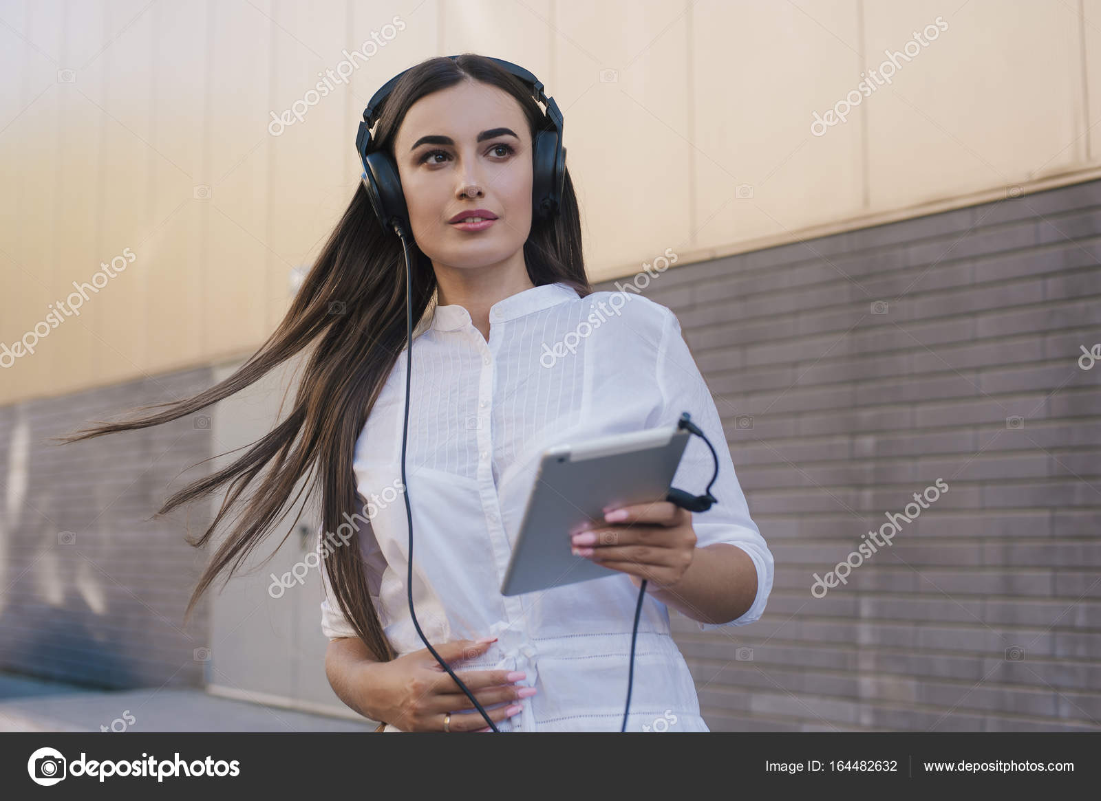 girl dressed in black