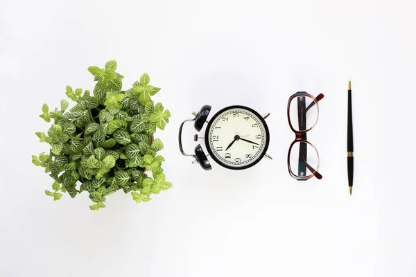 İş araçları. Watch gözlük kalem. 