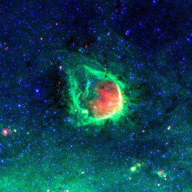 Nasa Spitzer Uzay Teleskobu tarafından görülen bu parlayan zümrüt nebulasına Rcw 120 adı verilir.