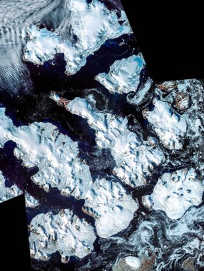 Görüntü: Nasa & # 39; 'un Rusya' nın kuzeyindeki bir takımada olan Franz Josef Land 'in Terra uzay aracı. Bu görüntünün unsurları Nasa tarafından desteklenmektedir