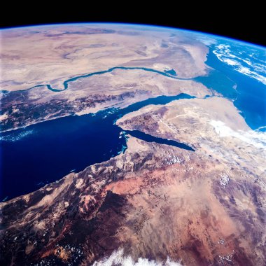 Uzaydan Dünya. Nasa tarafından döşenmiş bu görüntünün elemanları