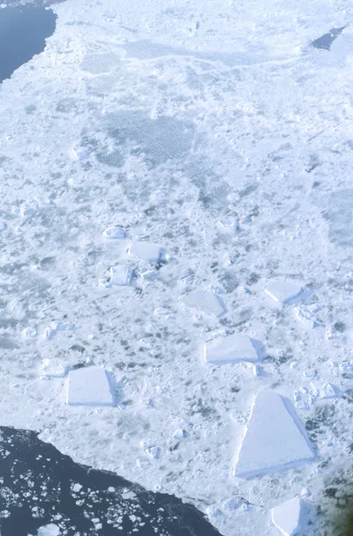 南極のラーセン棚氷は Nasaの2004年のキャンペーンの間 NasaのDc 8航空機から見られました この画像の構成要素は — ストック写真
