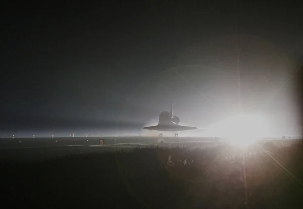 Atlantis Nears Touchdown Final Time Runway Shuttle Landing Facility Nasa — стоковое фото
