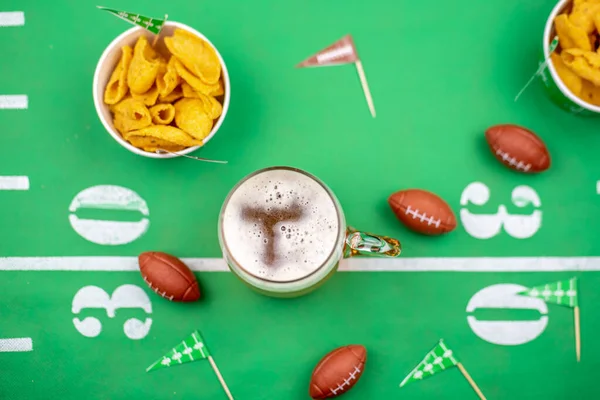 Cerveja Aérea Lanches Mesa Decorados Para Grande Jogo Futebol — Fotografia de Stock