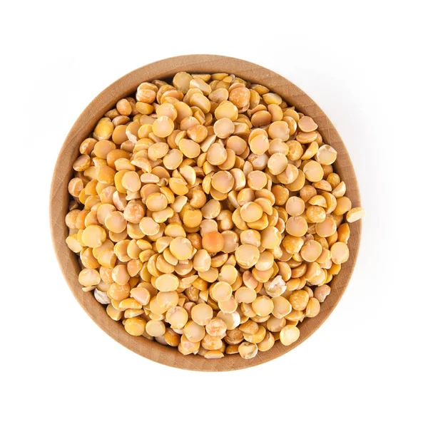 白い背景の上椀のエンドウ豆 — ストック写真