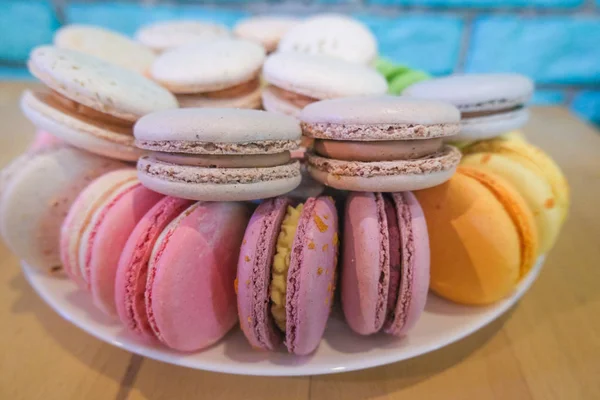 Macarons Sur Table Délicieuse Boulangerie Colorée — Photo