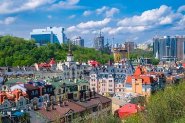 Kyiv, Ukrayna - 2 Mayıs 2020: Zamkova Horahill 'den Kyiv.