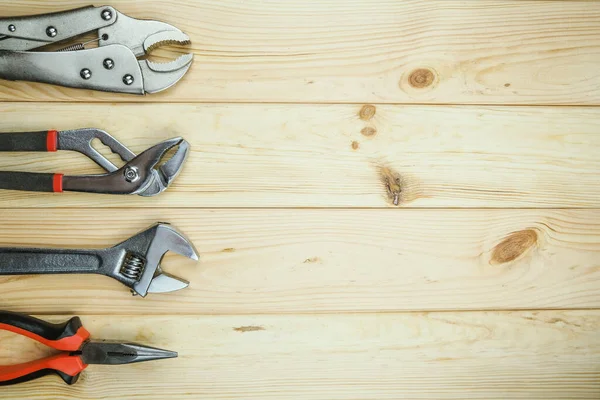 Ahşap dokudaki araçlar, üst görünüm, boşluk kopyala