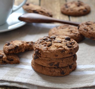 Kahvaltı, elmalı turta.