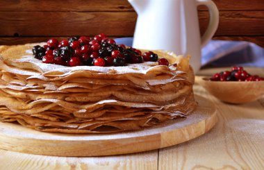 çilek ile Pancakes.