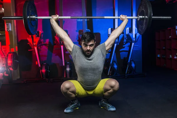 Forte atleta powerlifter crossfit — Fotografia de Stock