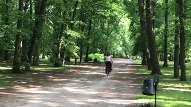 kadın Bisiklete binme