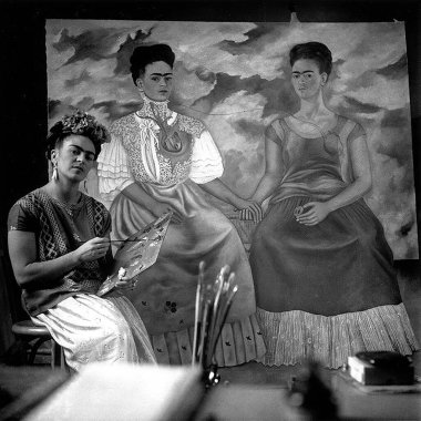 Frida Kahlo de Rivera 1907-1954, ünlü Meksikalı ressam.