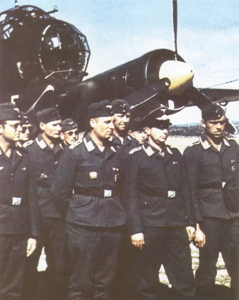 Luftwaffe en la Segunda Guerra Mundial en fotografía histórica — Foto de Stock
