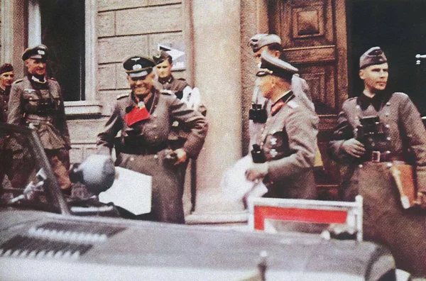 Немецкие солдаты во Второй мировой войне на исторической фотографии — стоковое фото