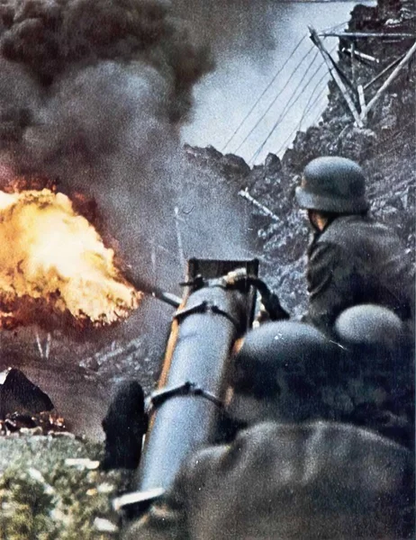 Nazi Alman askerleri İkinci Dünya Savaşı 'nda tarihi fotoğrafta — Stok fotoğraf