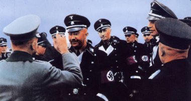 Nazi Alman askerleri İkinci Dünya Savaşı 'nda tarihi fotoğrafta