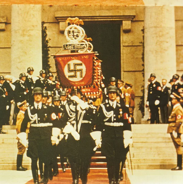 Niemieccy naziści w II wojnie światowej na fotografiach historycznych — Zdjęcie stockowe