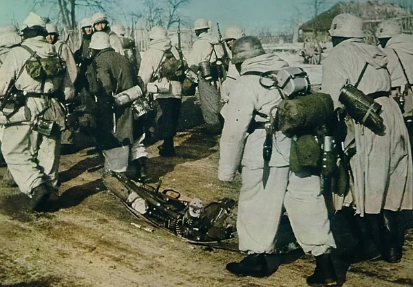 Soldados nazistas alemães na Segunda Guerra Mundial em fotografia histórica — Fotografia de Stock