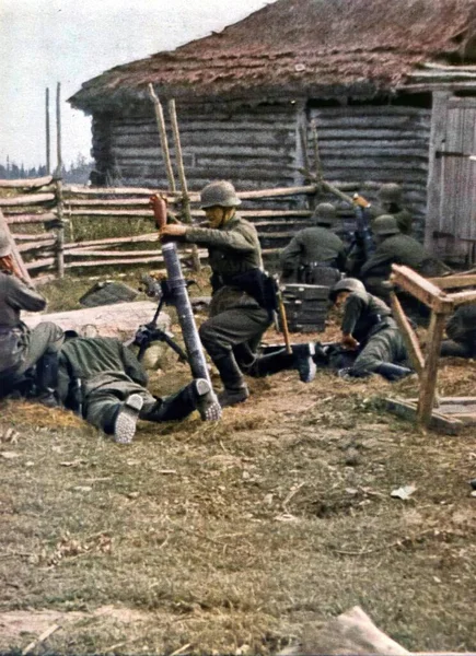 Nazi Alman askerleri İkinci Dünya Savaşı 'nda tarihi fotoğrafta — Stok fotoğraf