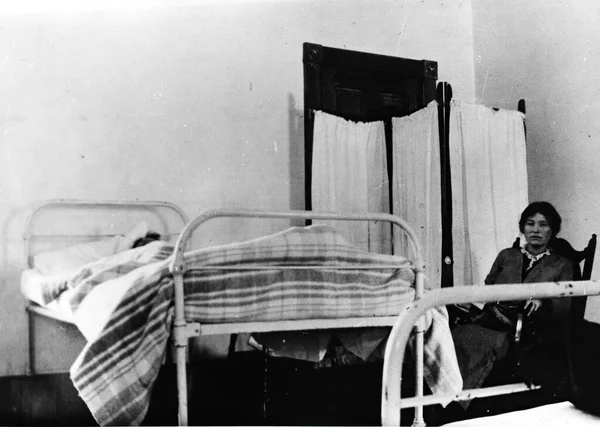 1918-1919. eine Epidemie der "Spanischen Grippe" breitete sich auf der ganzen Welt aus — Stockfoto