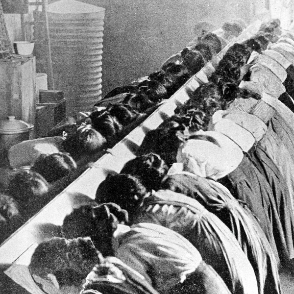 1918-1919. eine Epidemie der "Spanischen Grippe" breitete sich auf der ganzen Welt aus — Stockfoto