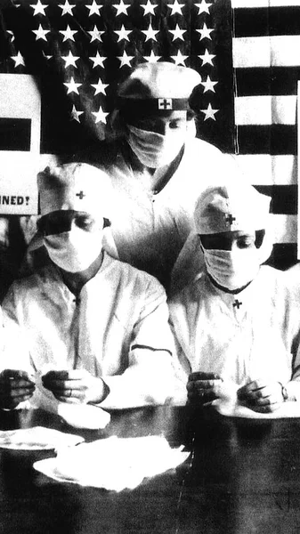 1918-1919. eine Epidemie der "Spanischen Grippe" breitete sich auf der ganzen Welt aus — Stockfoto