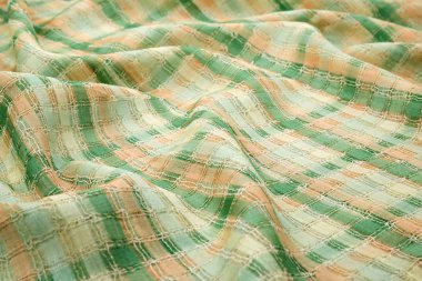 yeşil renkli lüks bez ya da dalgalı kıvrımları gibi grunge ipek saten kadife doku