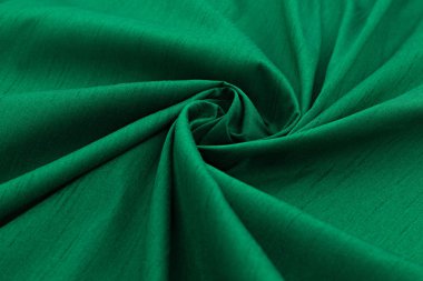 yeşil renkli lüks bez ya da dalgalı kıvrımları gibi grunge ipek saten kadife doku