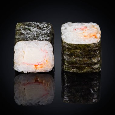 Baharatlı Kani Maki Yengeç, baharatlı sos rulo 