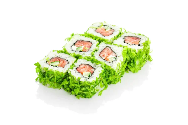 Roll Грін-Рівер, салат, лосось, огірок — стокове фото
