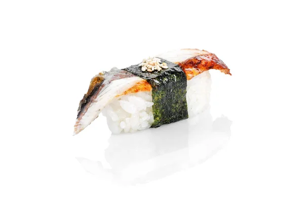 Sushi con anguilla, riso, nori — Foto Stock