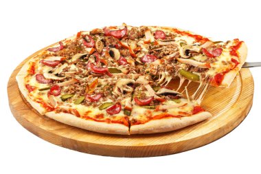 Pizza avcılık, mozzarella, avcılık sosis, sığır eti, tavuk, füme, turşusu