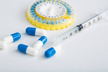 İlaç şırıngası külleri hastanesi