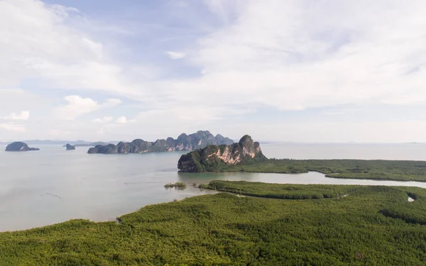 Phuket dağlarının görünümü