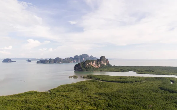 Vue sur les montagnes de Phuket Photo De Stock