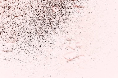 Klasik pembe arka plan. Yaşayan mercan renginde pürüzlü bir duvar. Bej renginin kusurlu düzlemi. Dekoratif olmayan, bej renkli bir arka plan. Pembe rengin dokusu. Süslü taş yüzeyi.