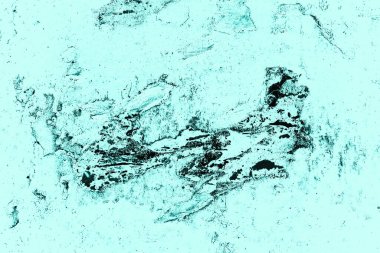 Klasik gök mavisi. Kaba boyalı turkuaz renkli duvar. Siyahların kusurlu düzlemi. Süslenmemiş eski dekoratif arkaplan rengi. Deniz mavisi rengi deseni. Süslü taş yüzeyi.