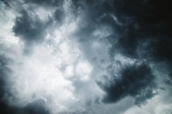 Textura Nebulosa Dramática Nuvens Trovoada Pesadas Escuras Antes Chuva Chuva — Fotografia de Stock