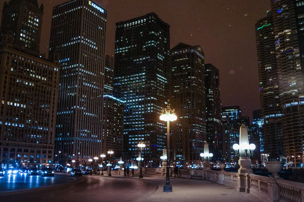 Chicago Downtown kış geceleri