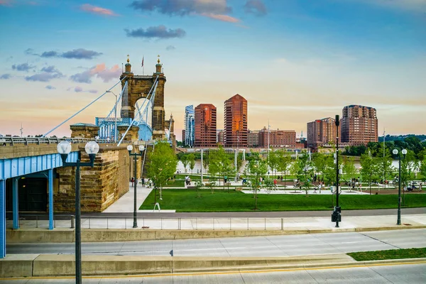 John A. Roebling Suspension Bridge — Stockfoto