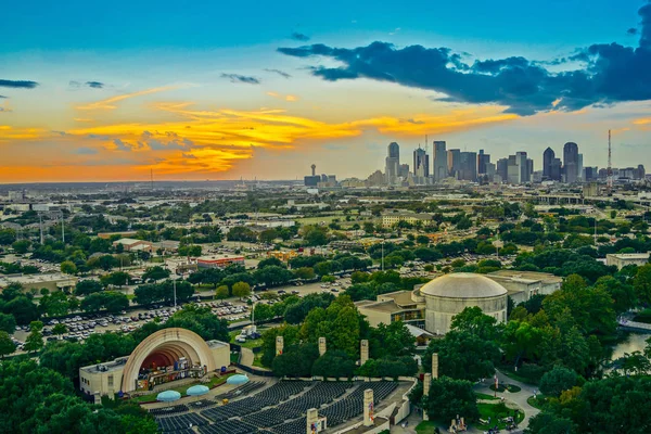 Dallas skyline Sonnenuntergang Luftaufnahme — Stockfoto