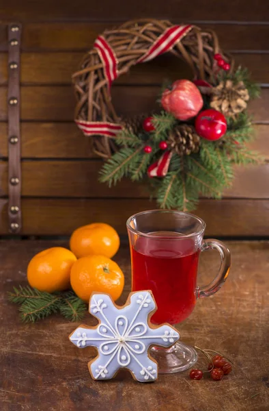 Чай viburnum Рождество натюрморт — стоковое фото