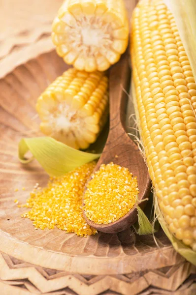 Raw Corn Green Leaves White Background — Stock Photo, Image